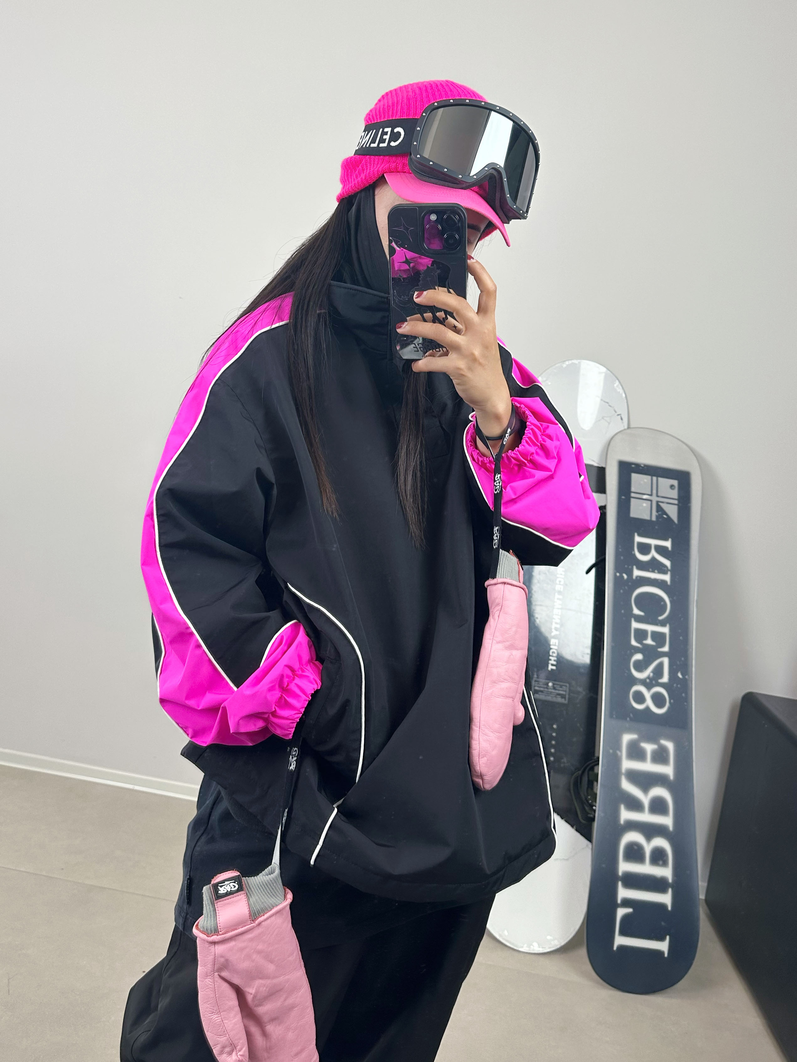 Black light pink